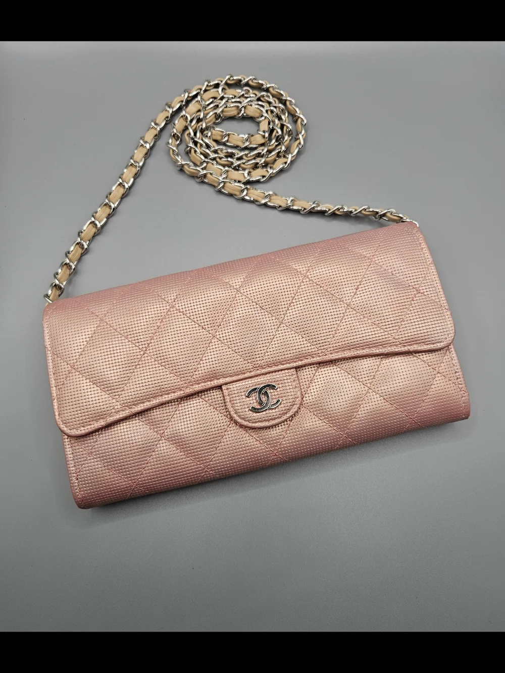 🩷CHANEL Authentic Metallic Calfskin Quilted Pixel Effect Large Flap Wallet🩷